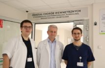 lek. Łukasz Moos, dr hab. Zenon Brzoza, lek. Wojciech Żurek.