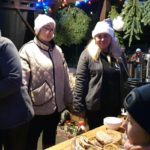 Spotkanie adwentowe w Borkach, świąteczna atmosfera przy ognisku