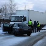 Spowodował kolizję, miał odebrane prawo jazdy, a auto brak przeglądu