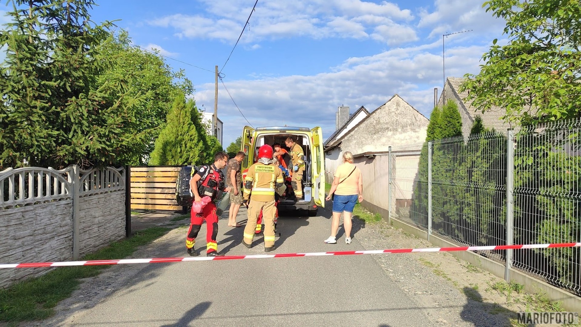 11-latek z urazem brzucha zabrany śmigłowcem do szpitala