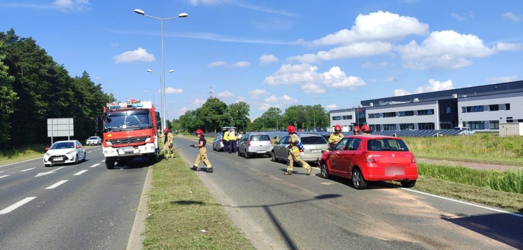 Zderzenie trzech samochodów na ul. Częstochowskiej w Opolu