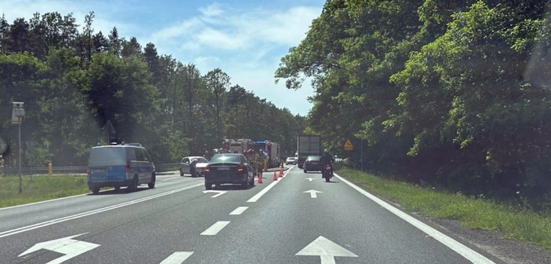 Kolizja dwóch aut na trasie Opole-Ozimek