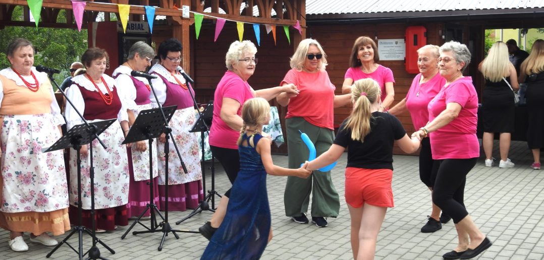 Muzycznie, tanecznie i kolorowo. W Kup odbył się piknik sołecki [GALERIA]