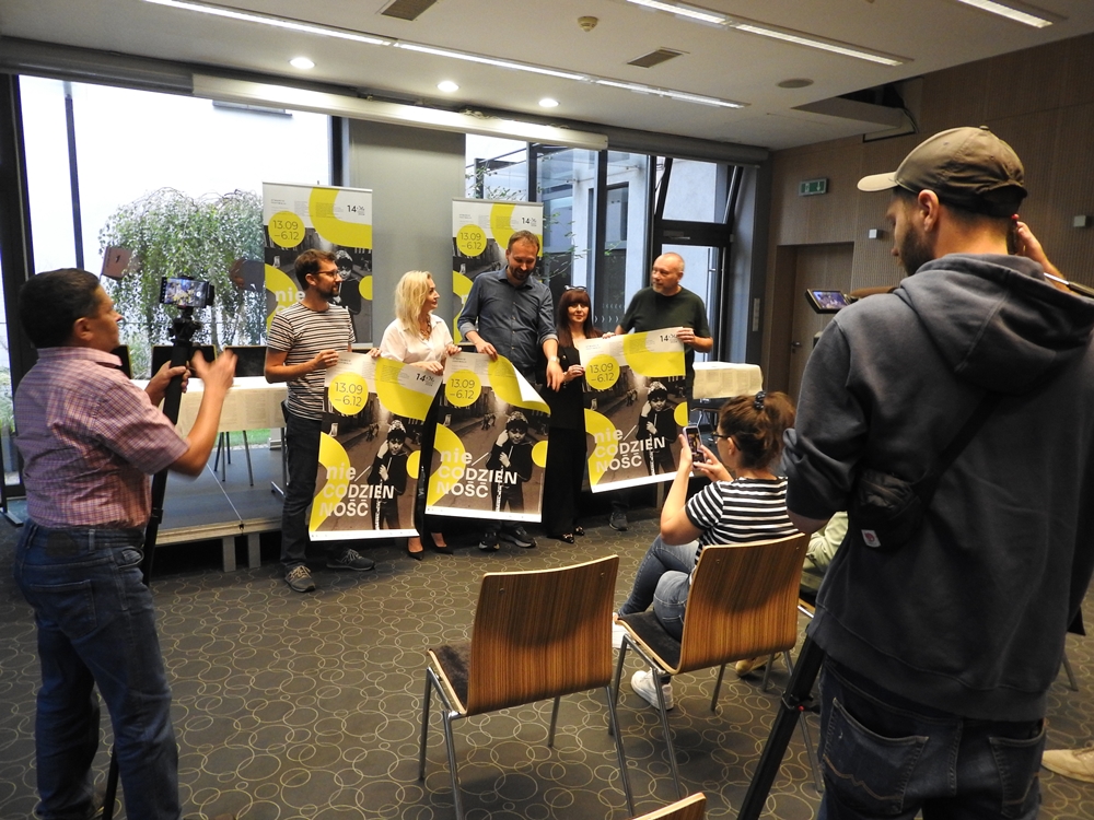 Trzynastego w piątek trzynaście wernisaży – odważny start OFF