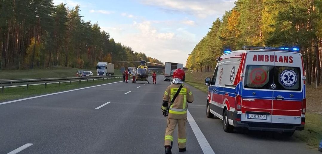 Wypadek na opolskim odcinku A4, zderzyły się bus i ciężarówka