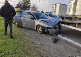 Wypadek na ul. Braci Kowalczyków w Opolu. Jedna osoba w szpitalu.