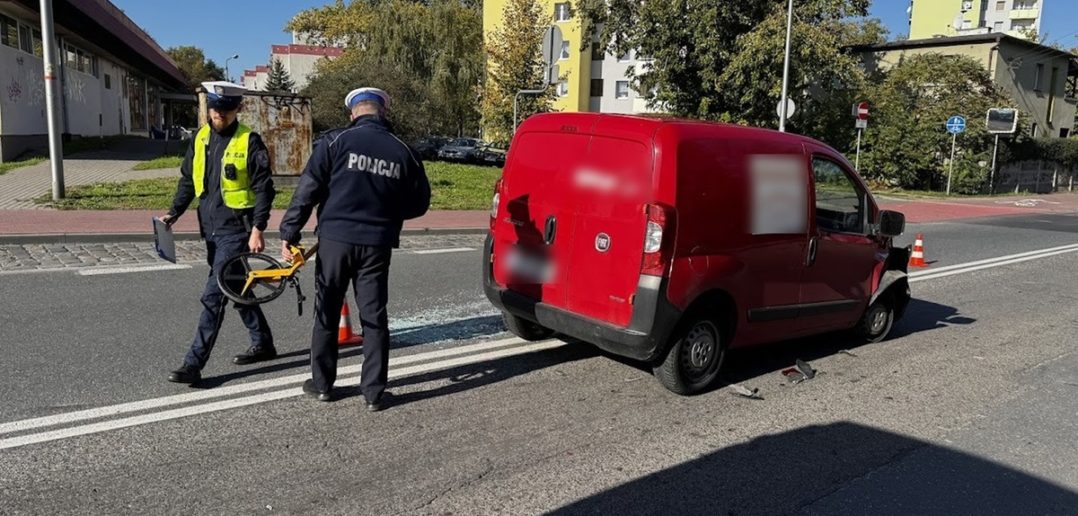 Pijany kierowca sprawcą wypadku na ulicy Pużaka w Opolu. W samochodzie podróżowało dziecko.