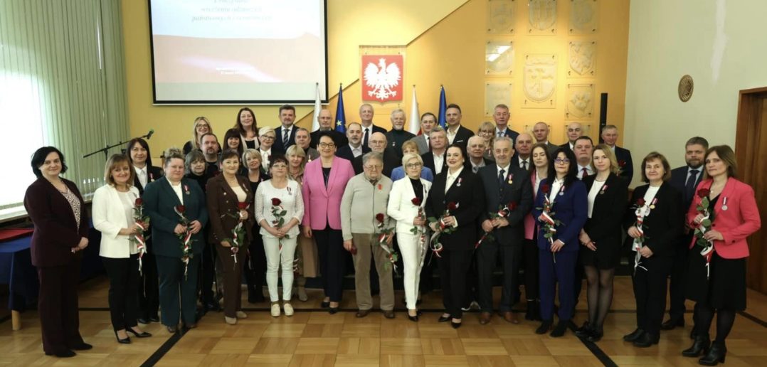 Nagrody i odznaczenia. Niektóre poleżały&#8230;