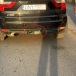 Laweta odpięła się od samochodu i uderzyła w wiatę przystankową na ul. Spychalskiego