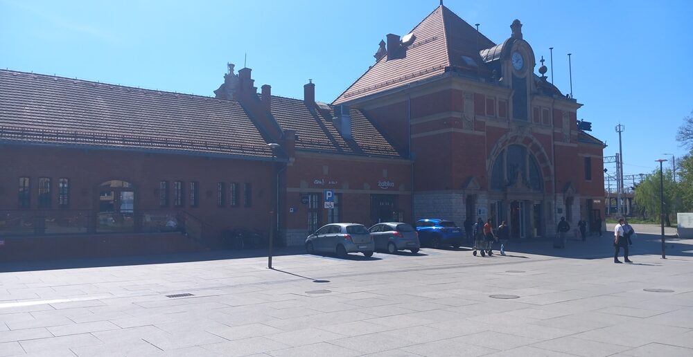 To chyba ostatnie zdjęcie opolskiego dworca zrobione bez szykan