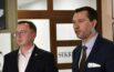 starosta Artur Włodarczyk i wicestarosta Sylwester Zabielny
