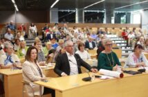 Wiek pełen inspiracji – Seniorzy wymieniają się doświadczeniami