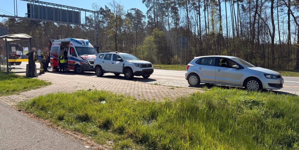 Kolizja z udziałem ambulansu w Lędzinach