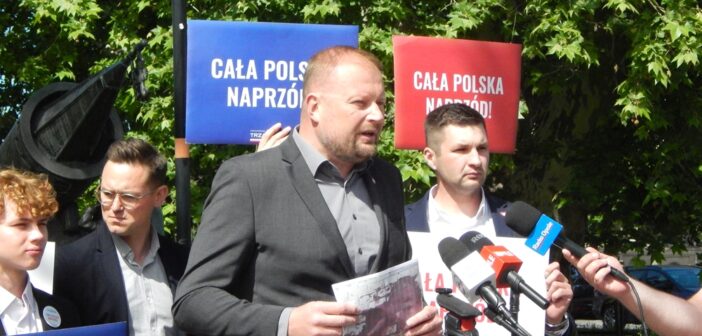 Krwawy wybór: Albo demokracja, albo maczety