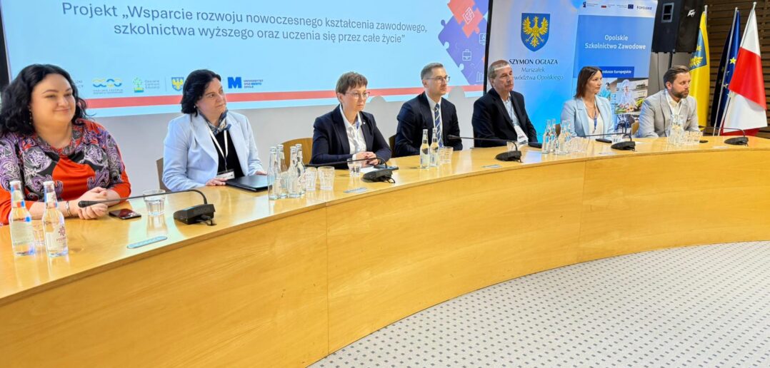 Forum Biznes–Edukacja–Kooperacja w Opolu: Synergia na rzecz przyszłości młodych pokoleń