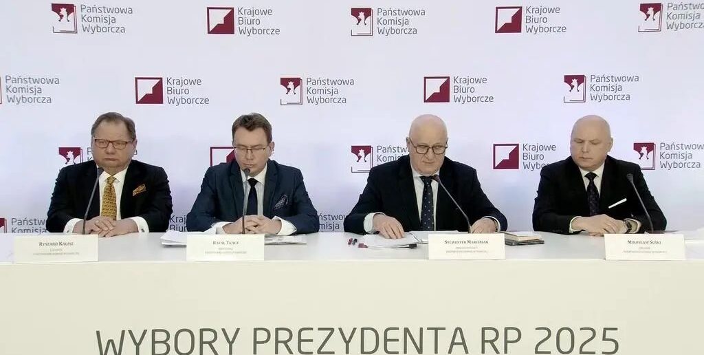 PKW ogłasza wyniki I tury wyborów prezydenckich 2025: Trzaskowski i Nawrocki w II turze