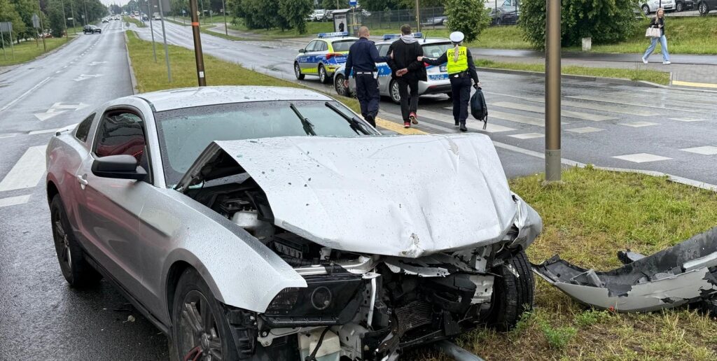 Groźny wypadek na Witosa w Opolu. Poszkodowani matka i dziecko