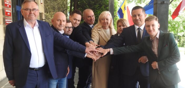 PSL i KO jednogłośnie za Trzaskowskim. Z Opola popłynął apel o mobilizację przed II turą