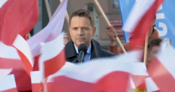 Rafał Trzaskowski w Skierniewicach: „Nie damy się podzielić. Pod biało-czerwoną zmieścimy się wszyscy”