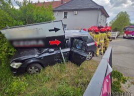Zderzenie dwóch samochodów na ul. Elektryków w Opolu-Brzeziu