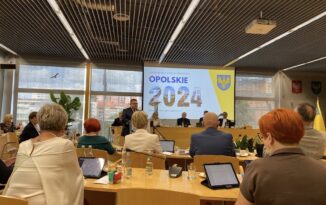 Votum zaufania i absolutorium dla zarządu województwa opolskiego. Radni ocenili 2024 rok Votum zaufania i absolutorium dla zarządu województwa opolskiego. Radni ocenili 2024 rok