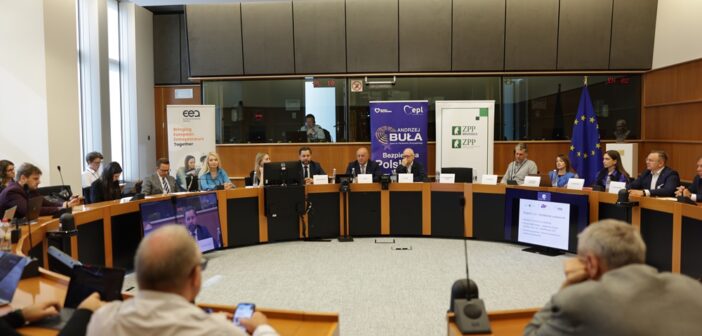 Przyszłość pracy i edukacji pod lupą w Brukseli. Opolskie głosy w europejskiej debacie z udziałem Amazona i Komisji Europejskiej