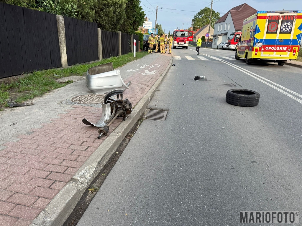 W Dobrzeniu Wielkim na ul. Opolskiej zderzyły się dwa mercedesy