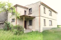 NA SPRZEDAŻ. Dom w Chróścicach &#8211; 180 m², działka 9 arów [ZDJĘCIA]