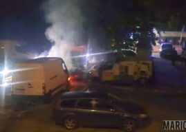 Pożar na parkingu przy ul. Nysy Łużyckiej, spłonęły cztery pojazdy