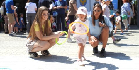 Zabawa z misją. Piknik na rzecz rodzin zastępczych w Kup [GALERIA]