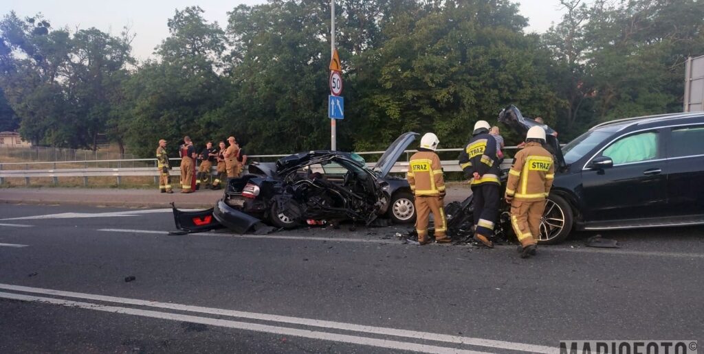 Groźny wypadek na wiadukcie na ul. Niemodlińskiej w Opolu