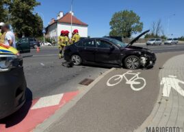 Wypadek na skrzyżowaniu ulic Niemodlińskiej i Krapkowickiej w Opolu