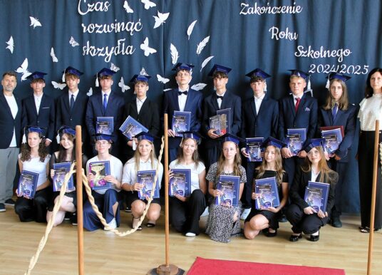 Uczniowie ze Starych Siołkowic oficjalnie rozpoczęli wakacje [GALERIA]