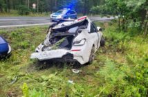 Kolizja na DK46 na trasie Opole–Nysa. BMW i Volkswagen w rowie