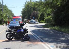 Kolizja między Dobrzeniem Wielkim a Kup, a chwile później pożar dwóch aut