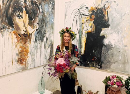Artystyczny wieczór w galerii „Studnia” – wystawa Agaty Szmanty