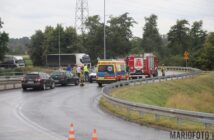 Rozlana substancja na ul. Niemodlińskiej przyczyną aż trzech kolizji
