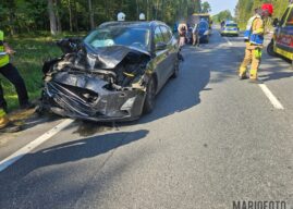 Zderzenie opla i forda w Jełowej, cztery osoby w szpitalu
