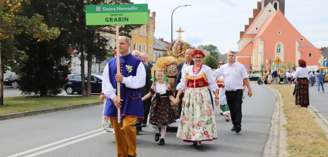 Dożynki w Niemodlinie &#8211; wdzięczność, tradycja i smak najlepszego karpia