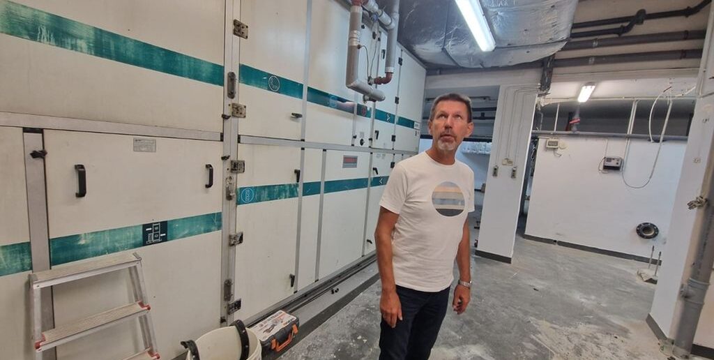 Pływalnia w Tułowicach odzyskuje blask. Powiat Opolski inwestuje w bezpieczeństwo i zdrowie młodzieży Pływalnia w Tułowicach odzyskuje blask. Powiat Opolski inwestuje w bezpieczeństwo i zdrowie młodzieży