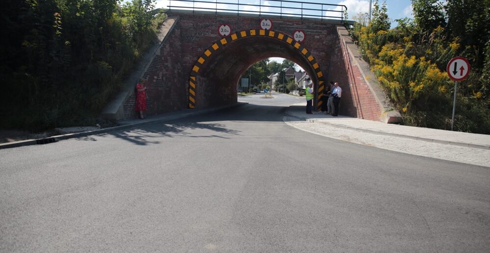 Ulica Chopina w Oleśnie: od „drogi krzyżowej” do wizytówki miasta