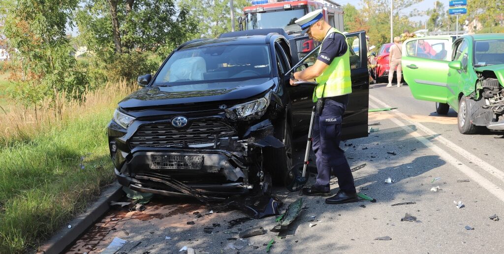 Na ul. Wrocławskiej w Opolu zderzyły się cztery samochody