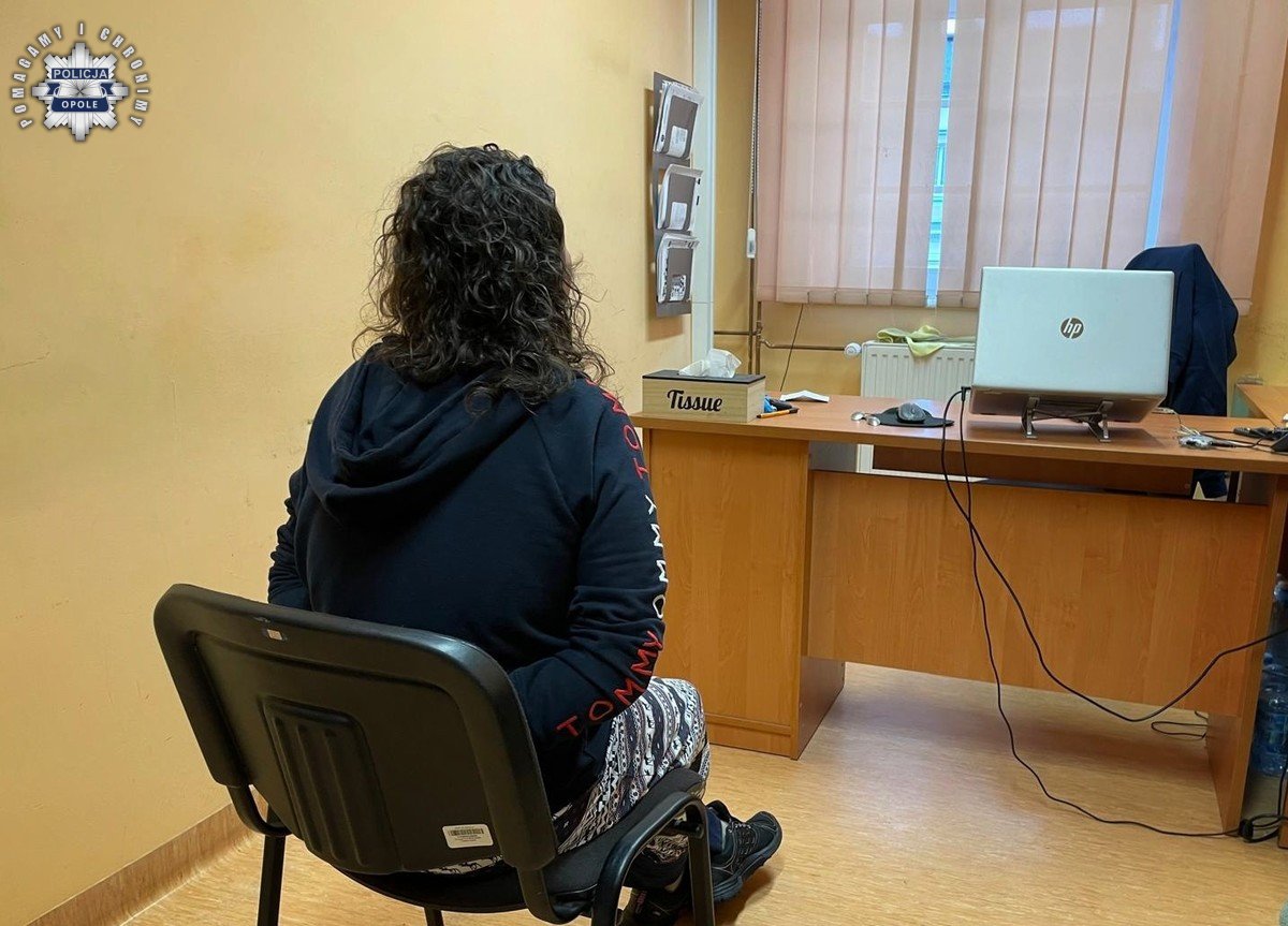 Policja zatrzymała dwie osoby za posiadanie znacznej ilości narkotyków