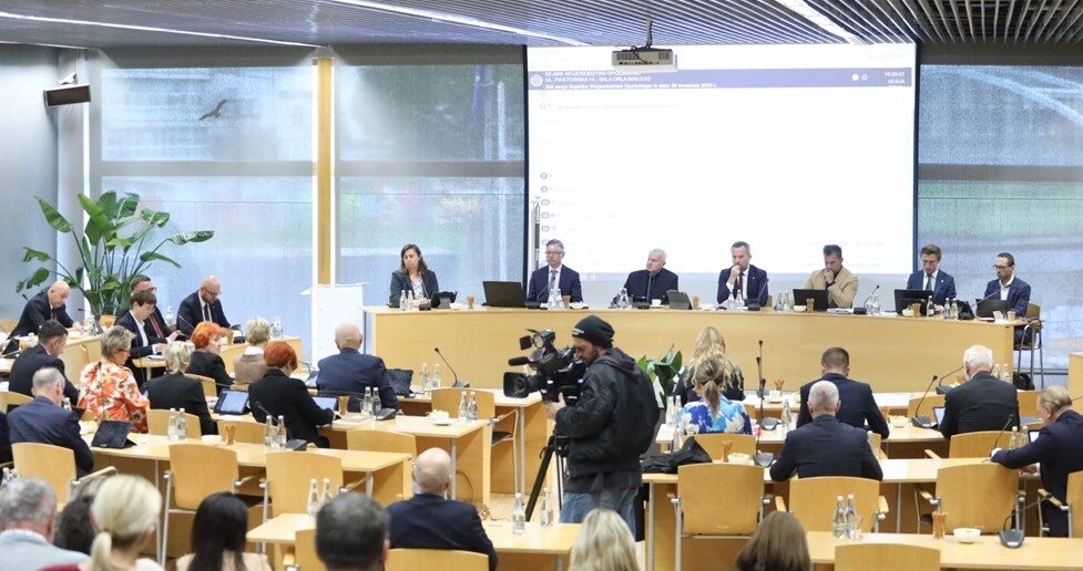 Powietrze, sport i zabytki. O czym debatowali radni sejmiku? Powietrze, sport i zabytki. O czym debatowali radni sejmiku?