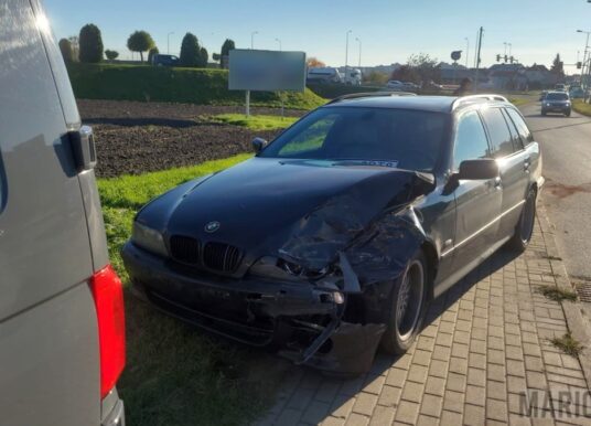 Wypadek na trasie Opole–Kluczbork. Zderzenie busa z samochodem osobowym