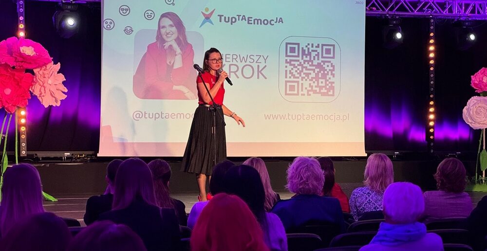 Siła kobiet, czyli kto naprawdę trzyma ten świat w pionie