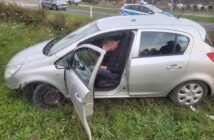 Wrzoski. Kierujący oplem wypadł z drogi, mężczyzna miał ponad trzy promile