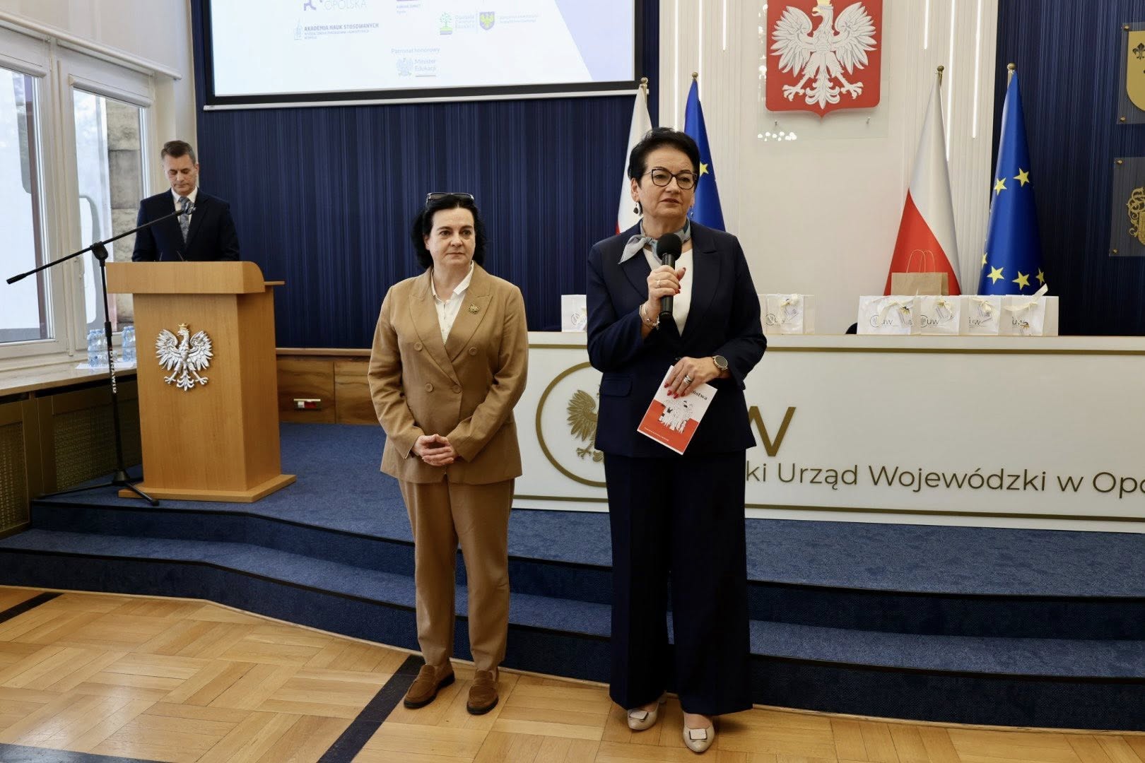 Między poradnikiem a paternosterem. Opolska lekcja bezpieczeństwa