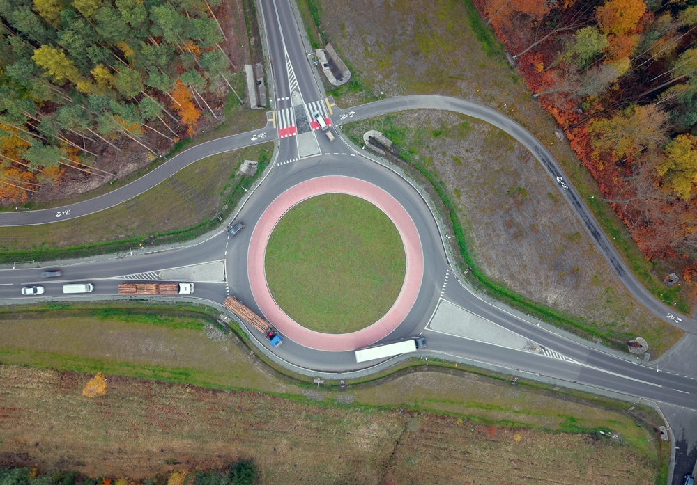 Droga 454 coraz bliżej finału. Nowe rondo, ścieżka i ostatni brakujący odcinek w planach