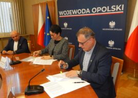 Nowe wozy dla strażaków z Kępnicy i Wyszkowa. Dwa miliony złotych dla gminy Nysa